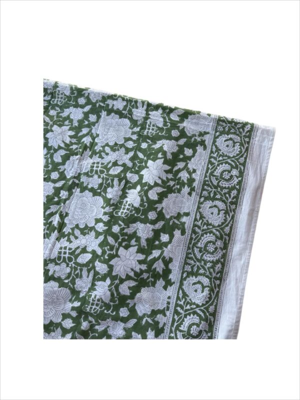 Toalha de Mesa Retangular Verde Silvestre