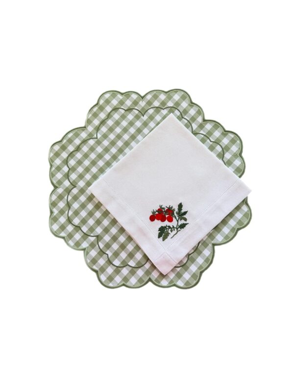 Kit com Um Jogo Americano Viena Xadrez Oliva e um Guardanapo Tomate